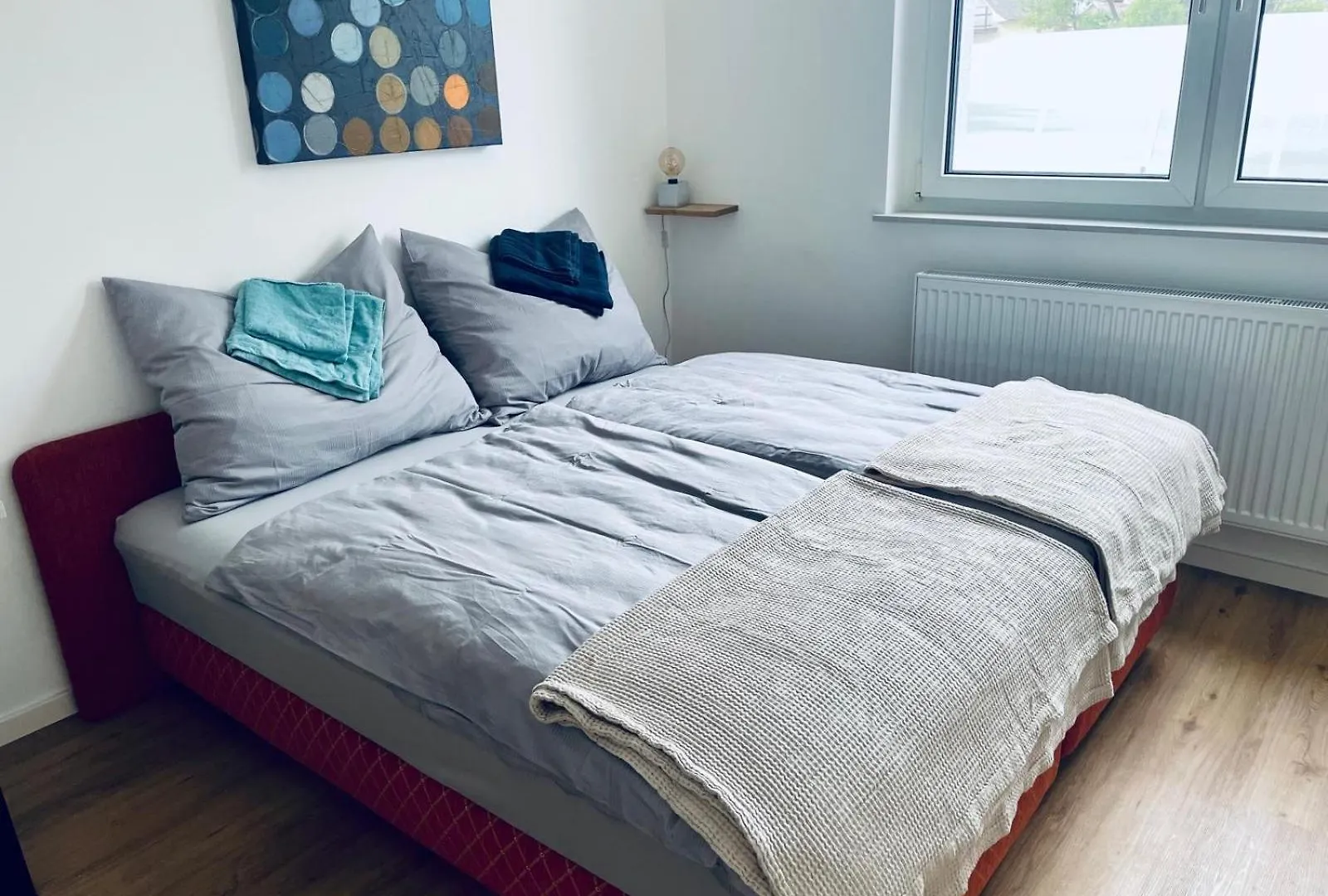 Villa In Vienna In Perfect Situaton Near Vic And Donau Park With Pool And Private Garden Sleeps 4 With 2 Bedrooms, Kitchen And Livingroom And Bath And Private Parking 0*,